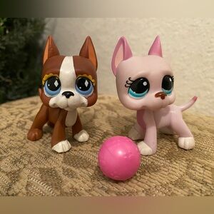 Littlest Pet Shop Great Dane Dogs #589 & #1022 with Pink Ball